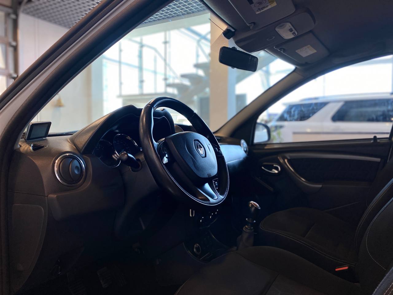 RENAULT DUSTER