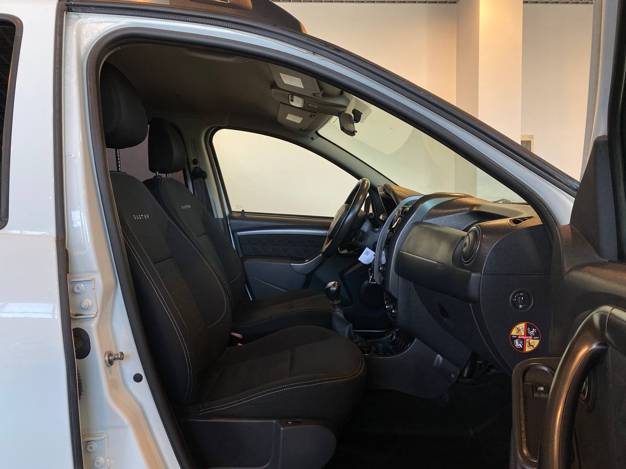 RENAULT DUSTER
