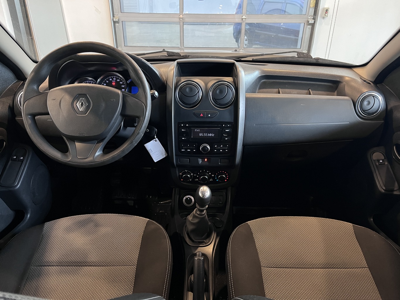 RENAULT DUSTER