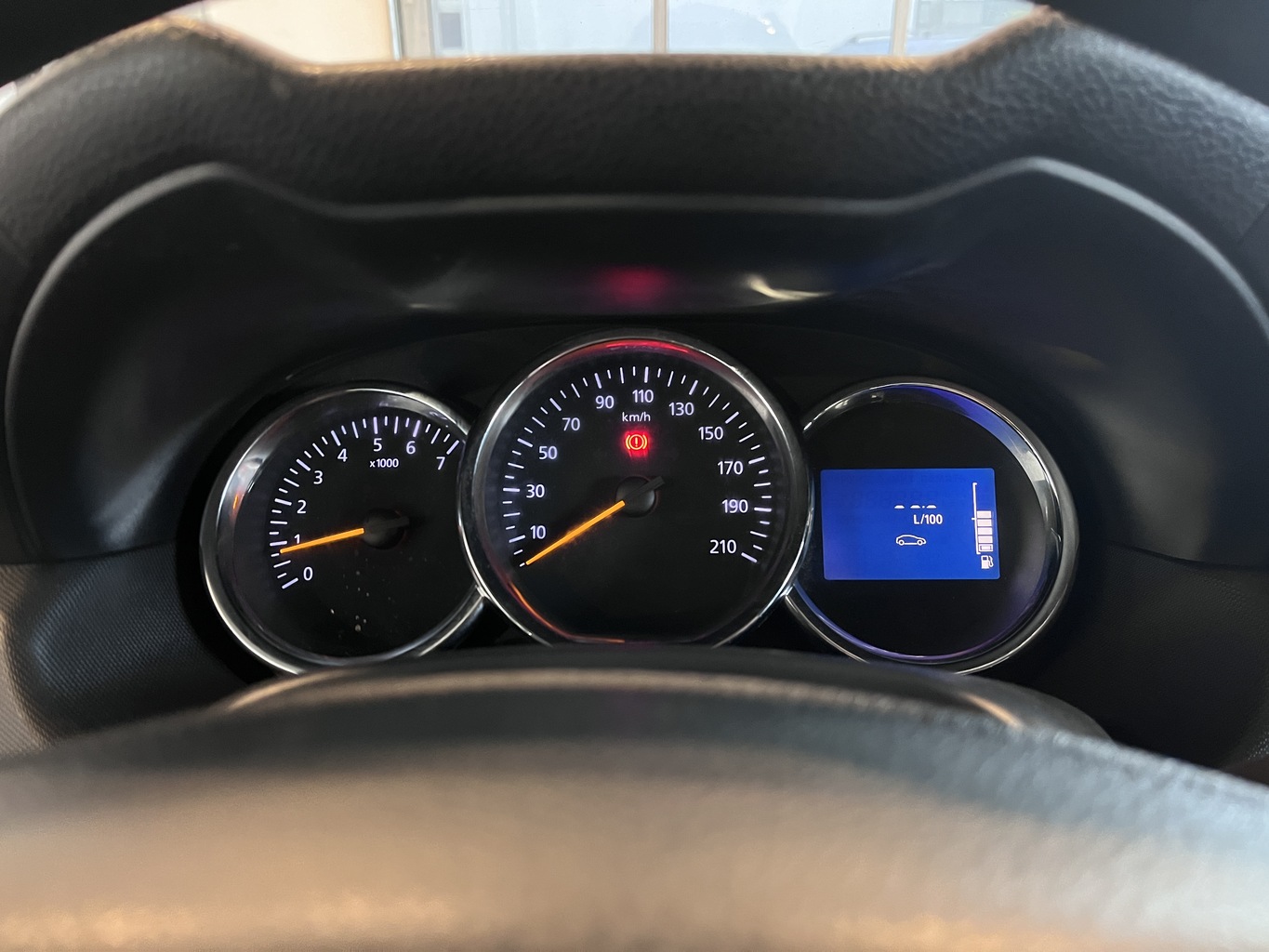 RENAULT DUSTER