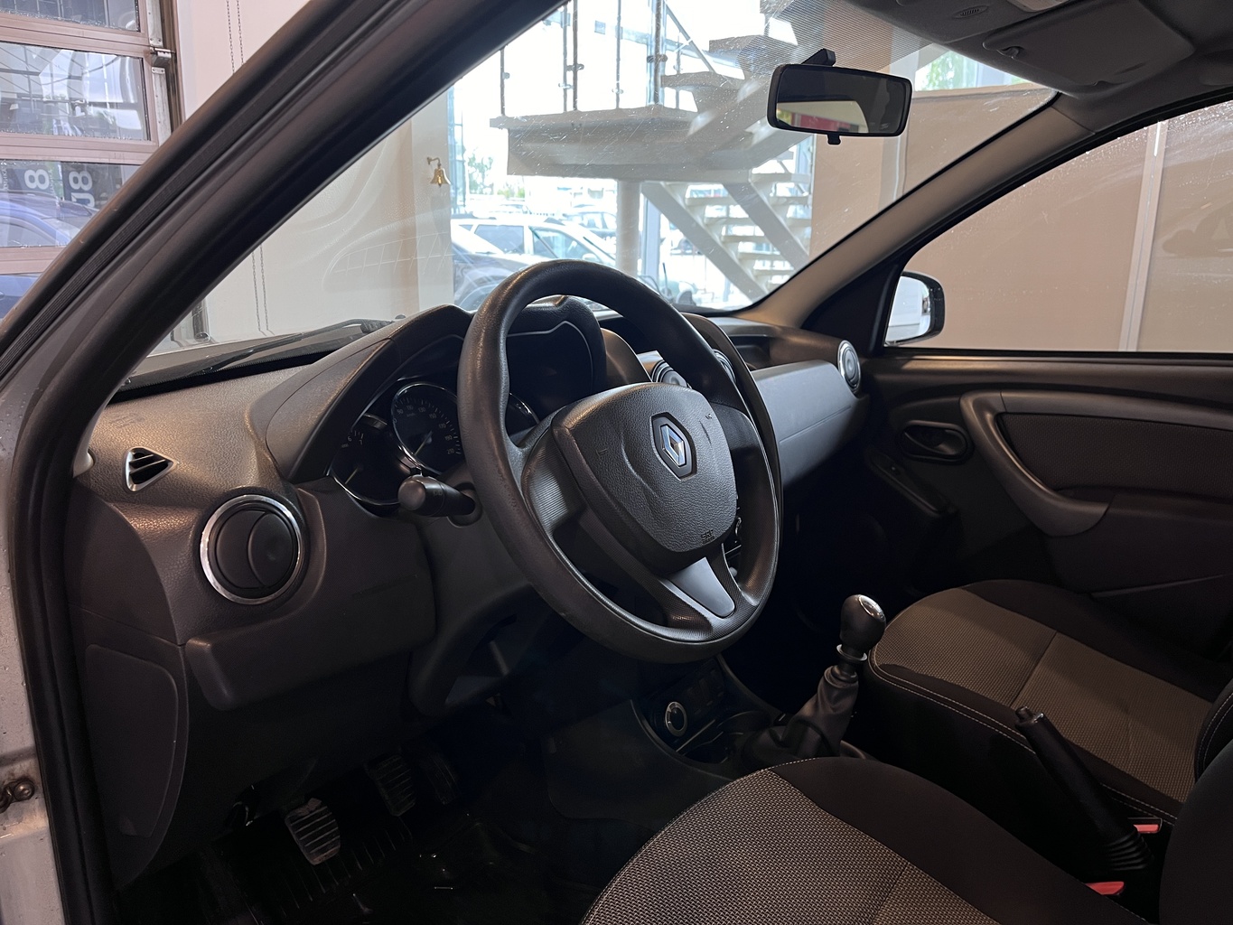 RENAULT DUSTER
