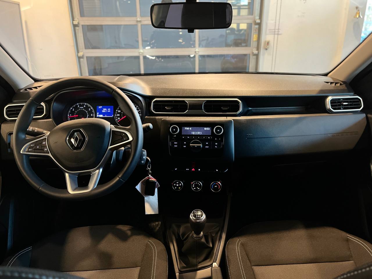 RENAULT DUSTER