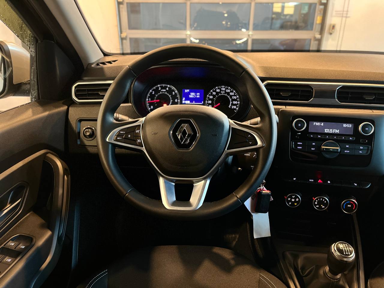 RENAULT DUSTER