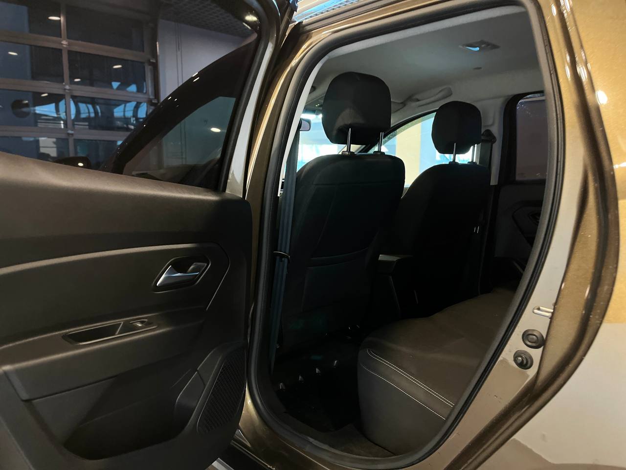 RENAULT DUSTER
