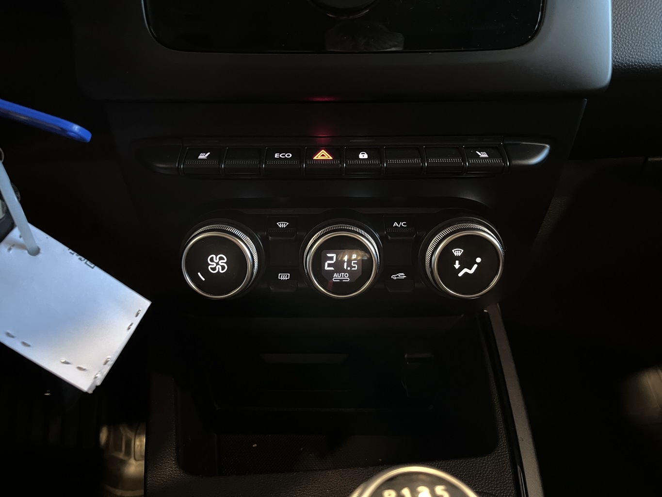 RENAULT DUSTER