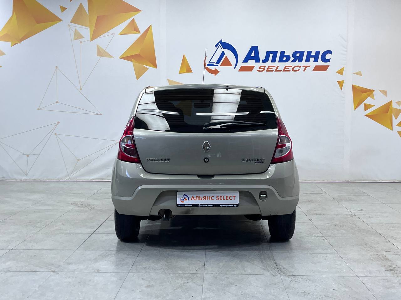 RENAULT SANDERO