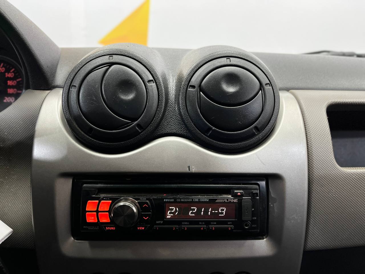 RENAULT SANDERO