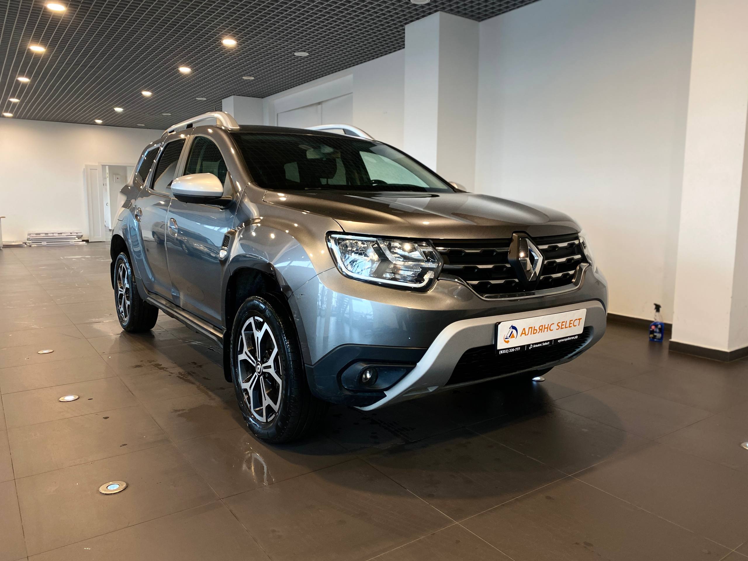 RENAULT DUSTER