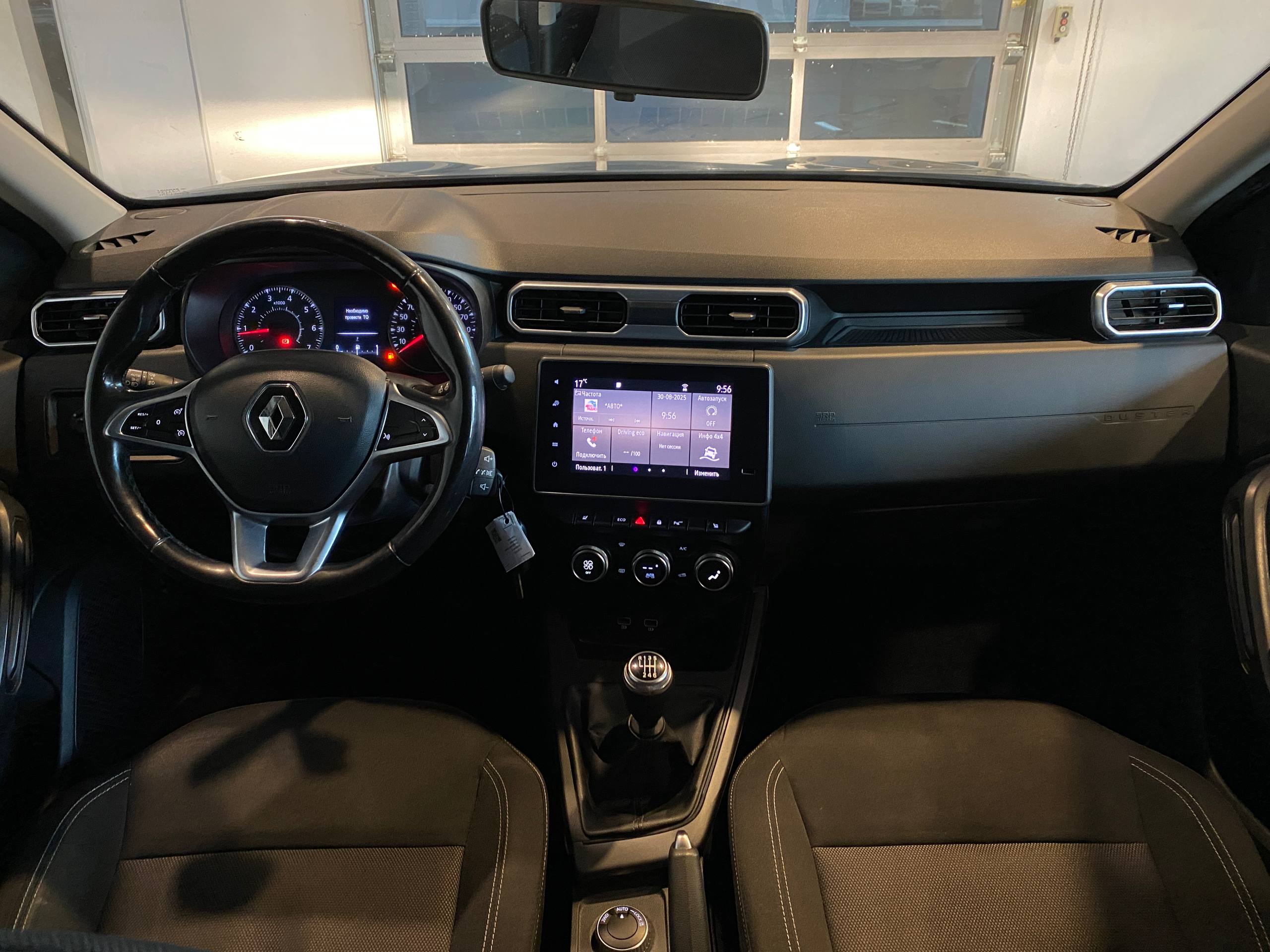 RENAULT DUSTER