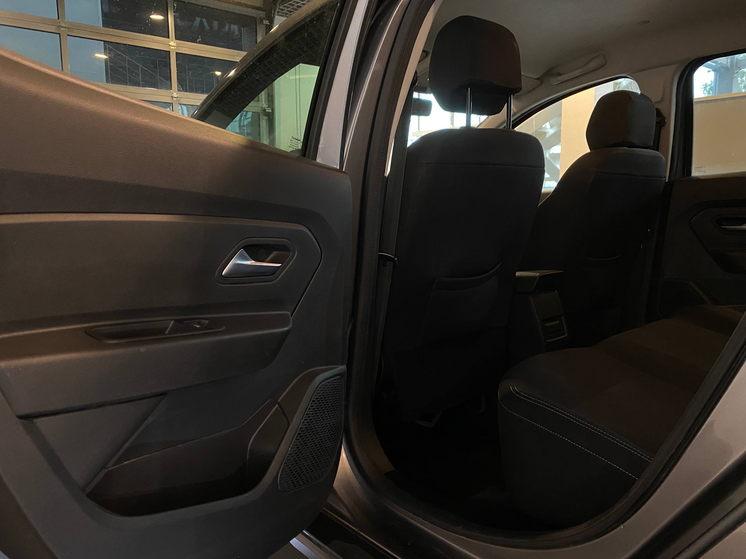 RENAULT DUSTER
