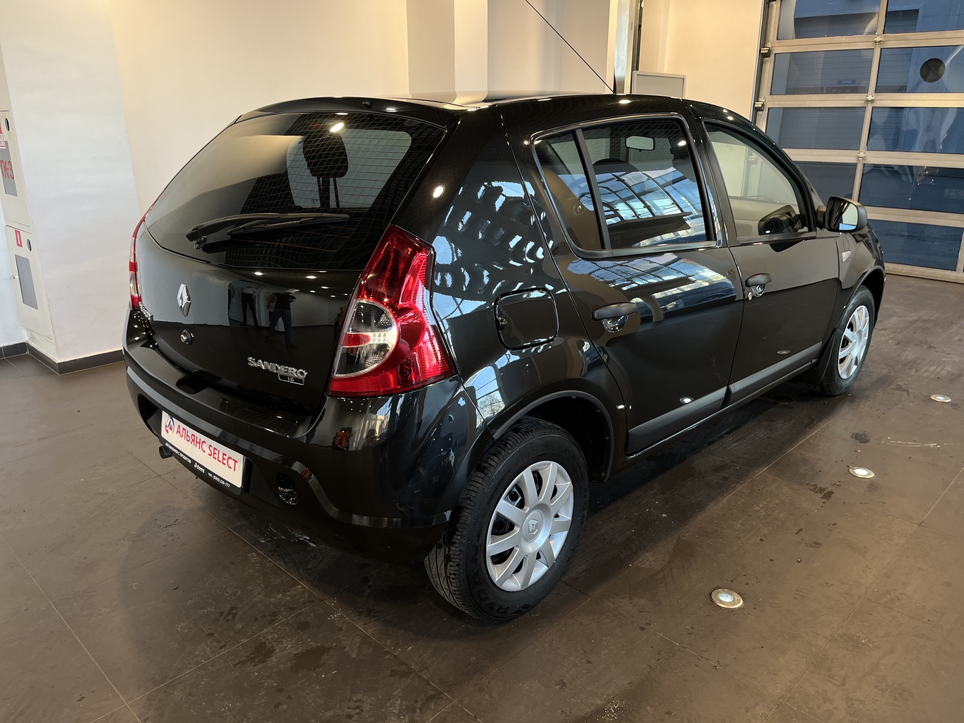 RENAULT SANDERO
