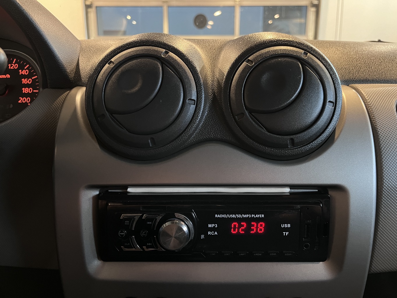 RENAULT SANDERO