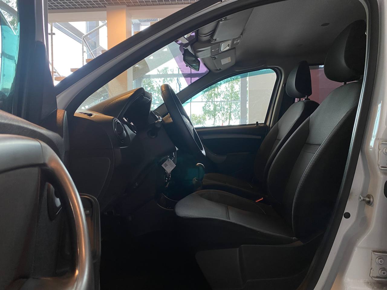 RENAULT DUSTER