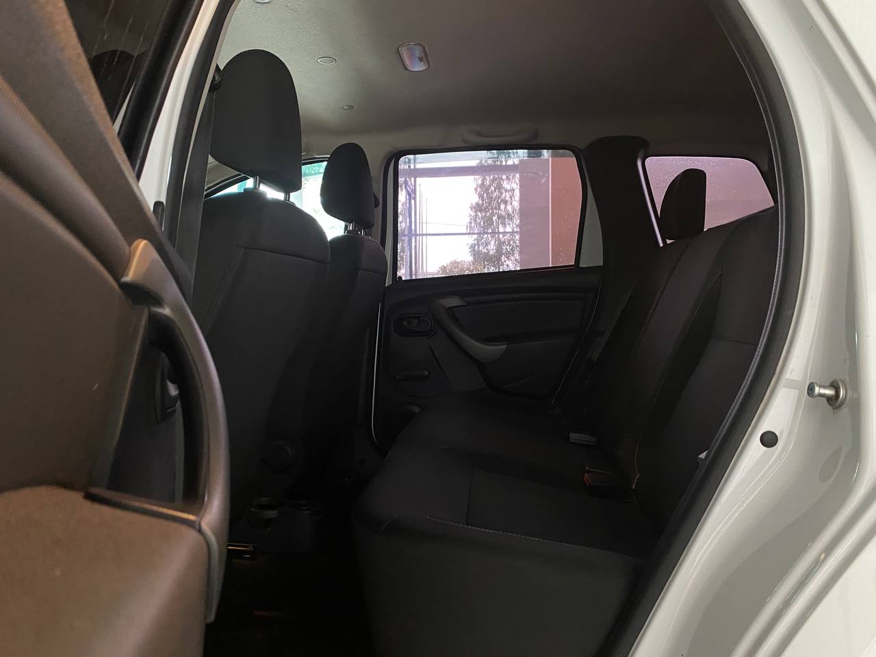 RENAULT DUSTER