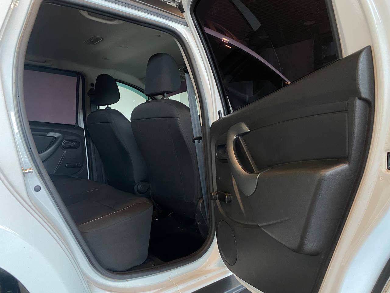 RENAULT DUSTER