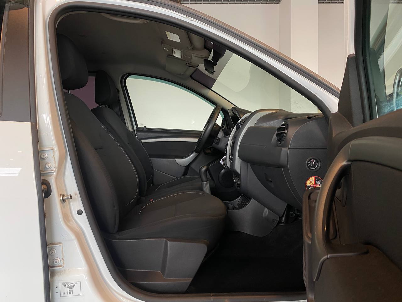 RENAULT DUSTER