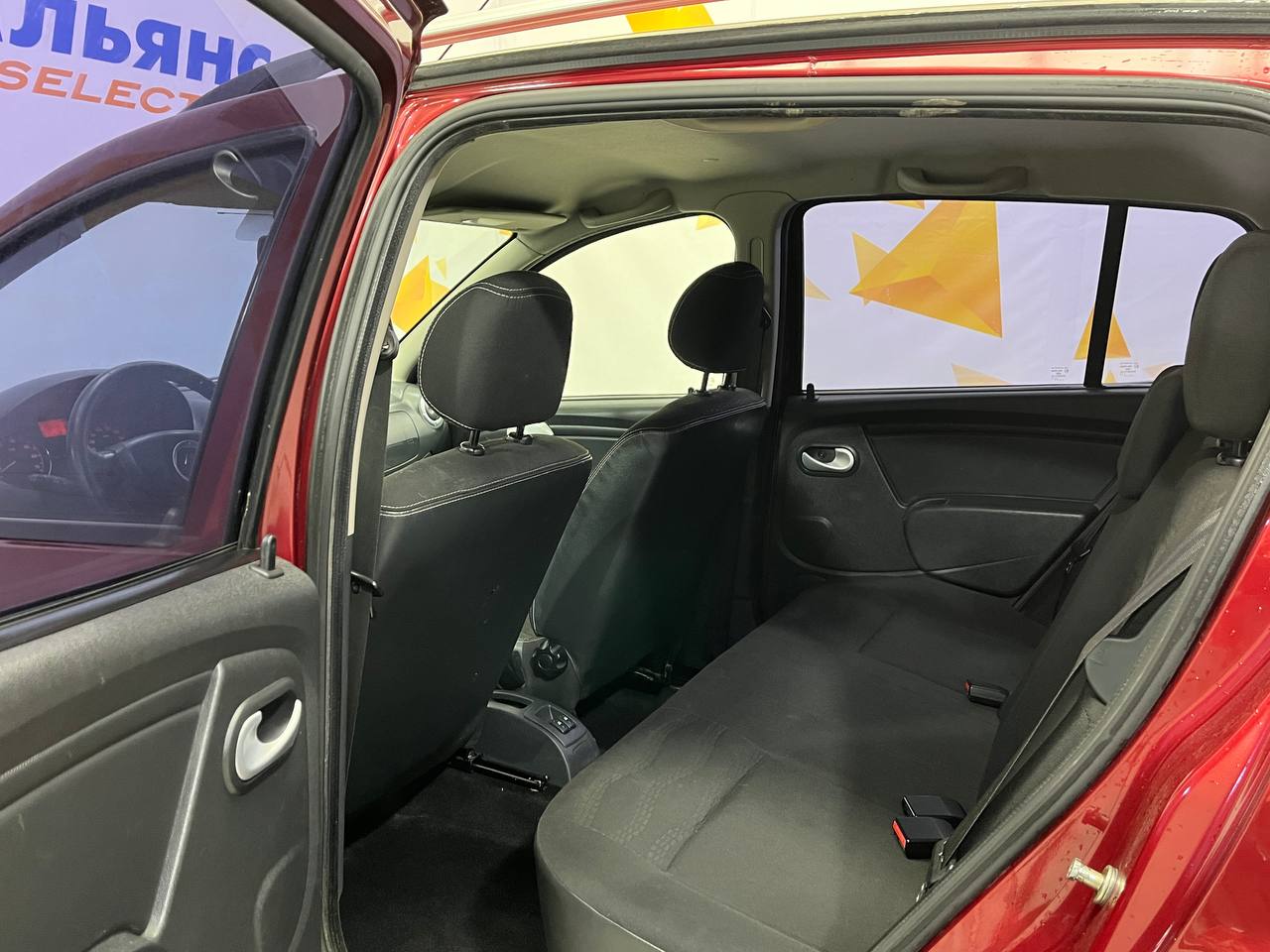 RENAULT SANDERO