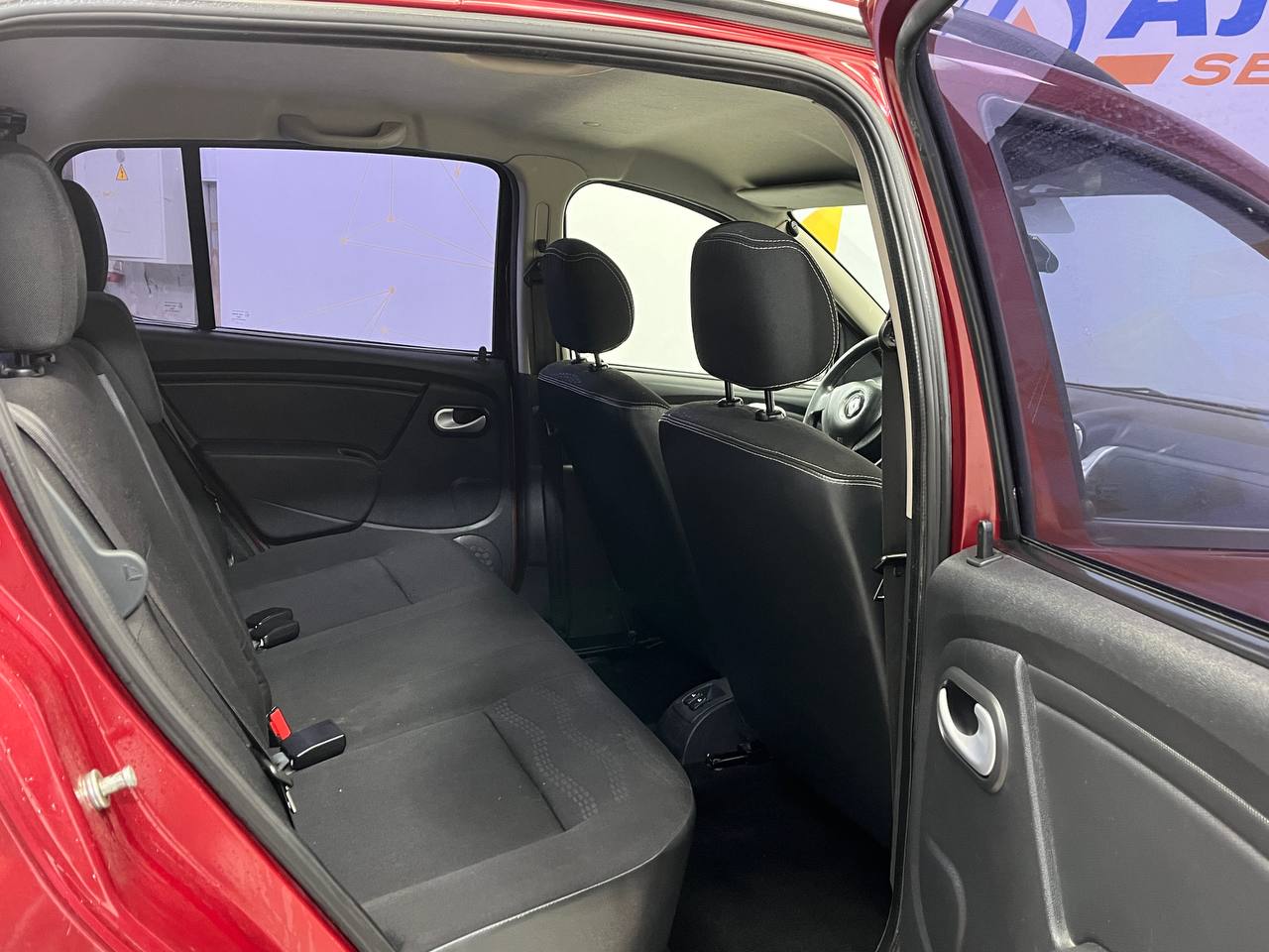 RENAULT SANDERO