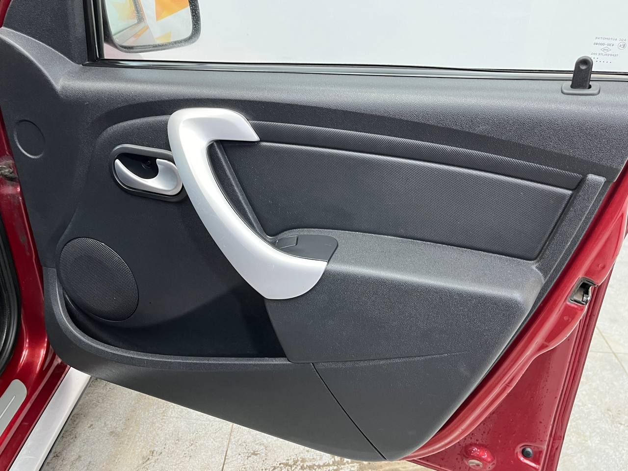 RENAULT SANDERO