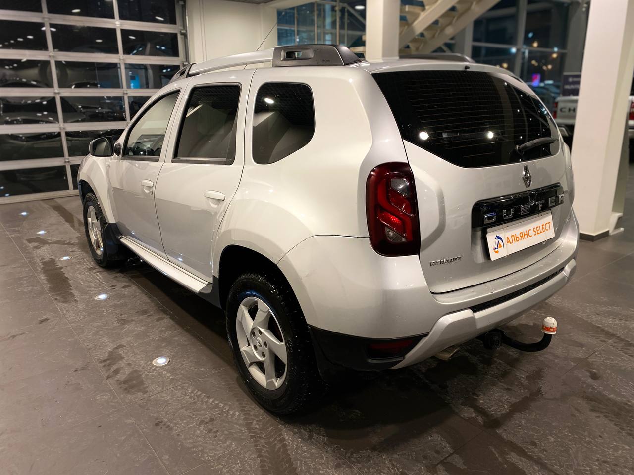 RENAULT DUSTER