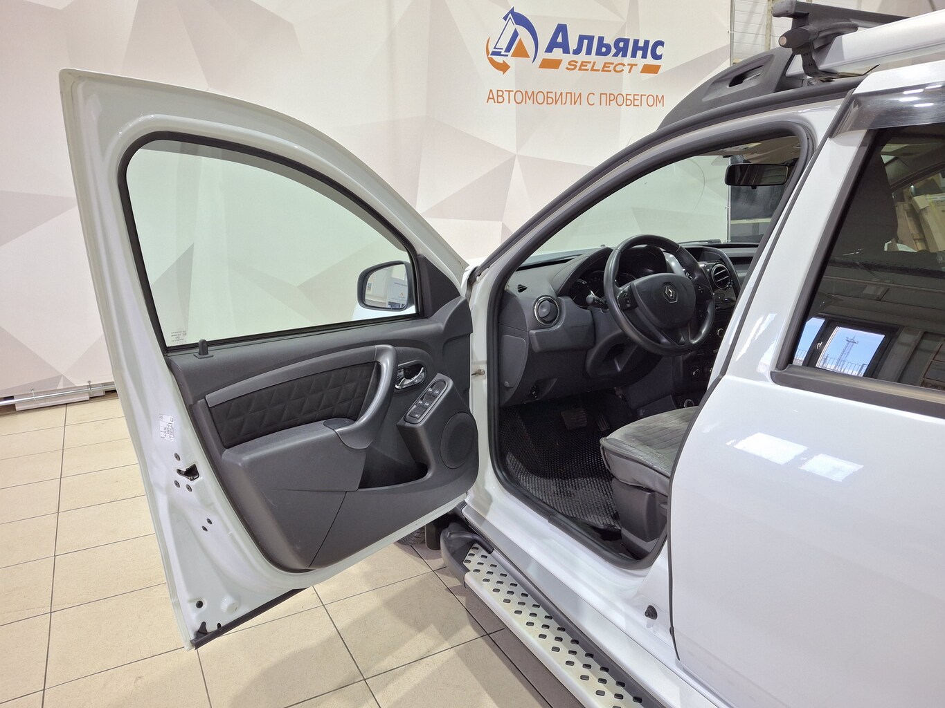 RENAULT DUSTER