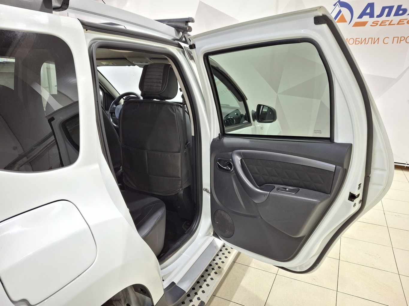 RENAULT DUSTER