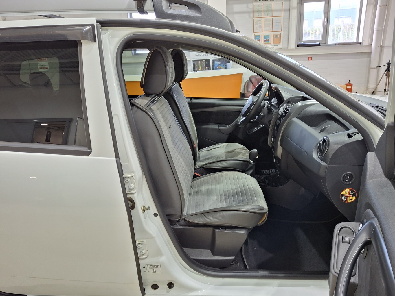RENAULT DUSTER