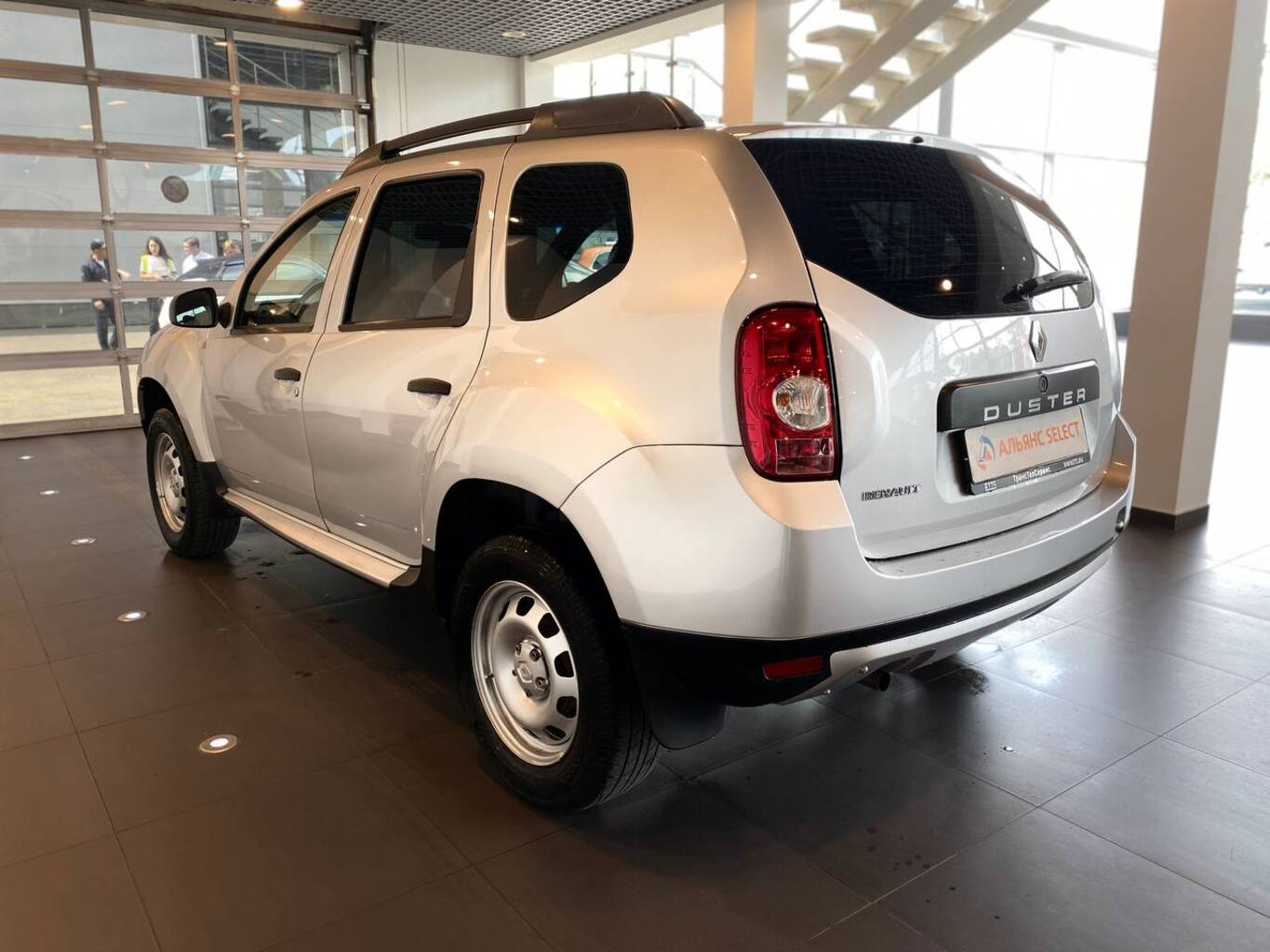 RENAULT DUSTER