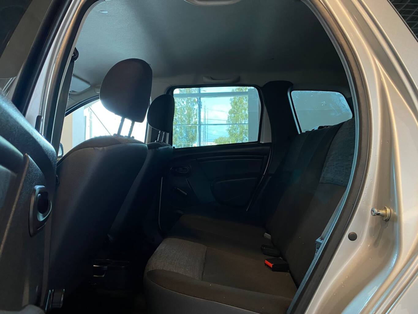 RENAULT DUSTER