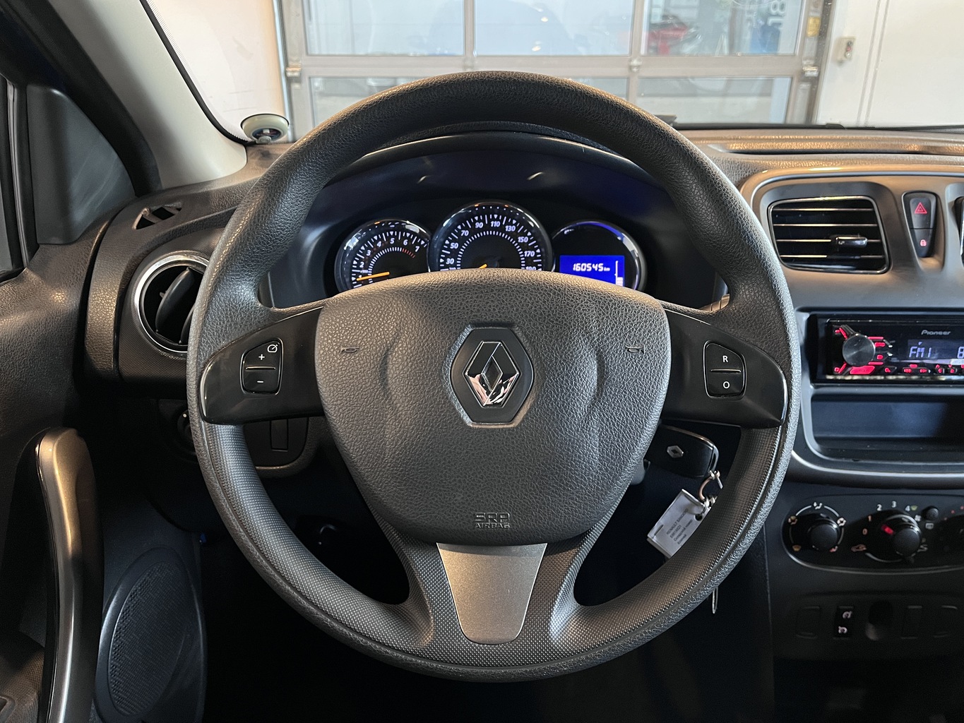 RENAULT SANDERO