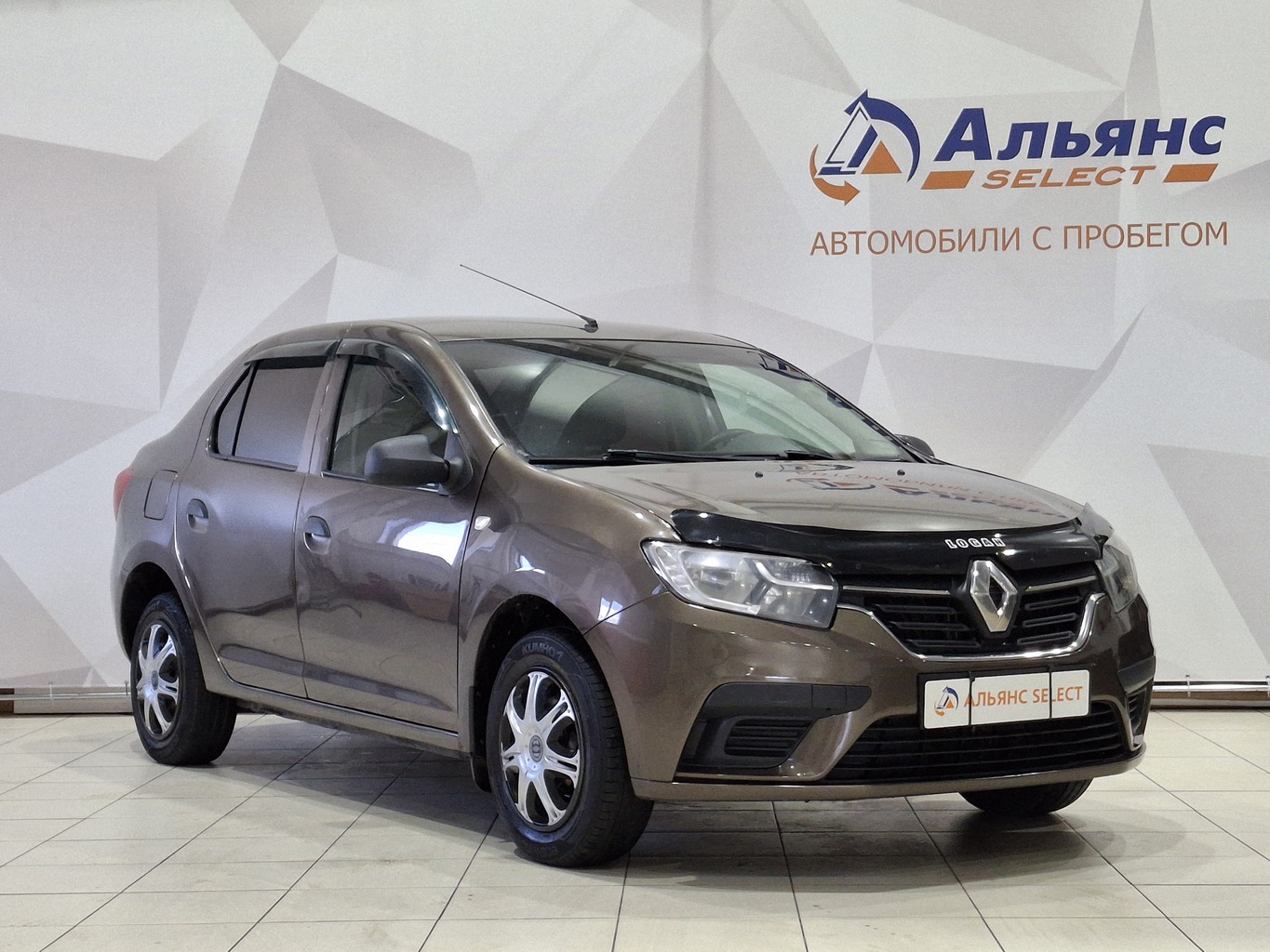 RENAULT LOGAN