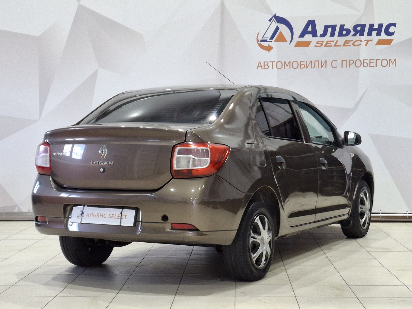 RENAULT LOGAN