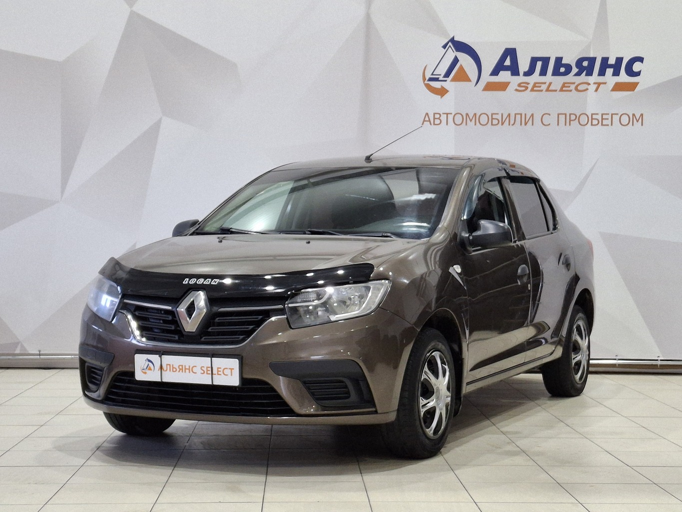 RENAULT LOGAN