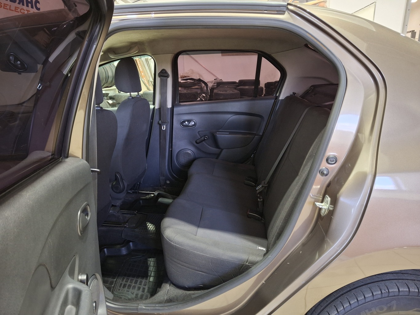 RENAULT LOGAN