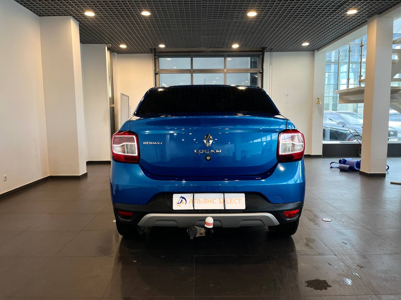 RENAULT LOGAN