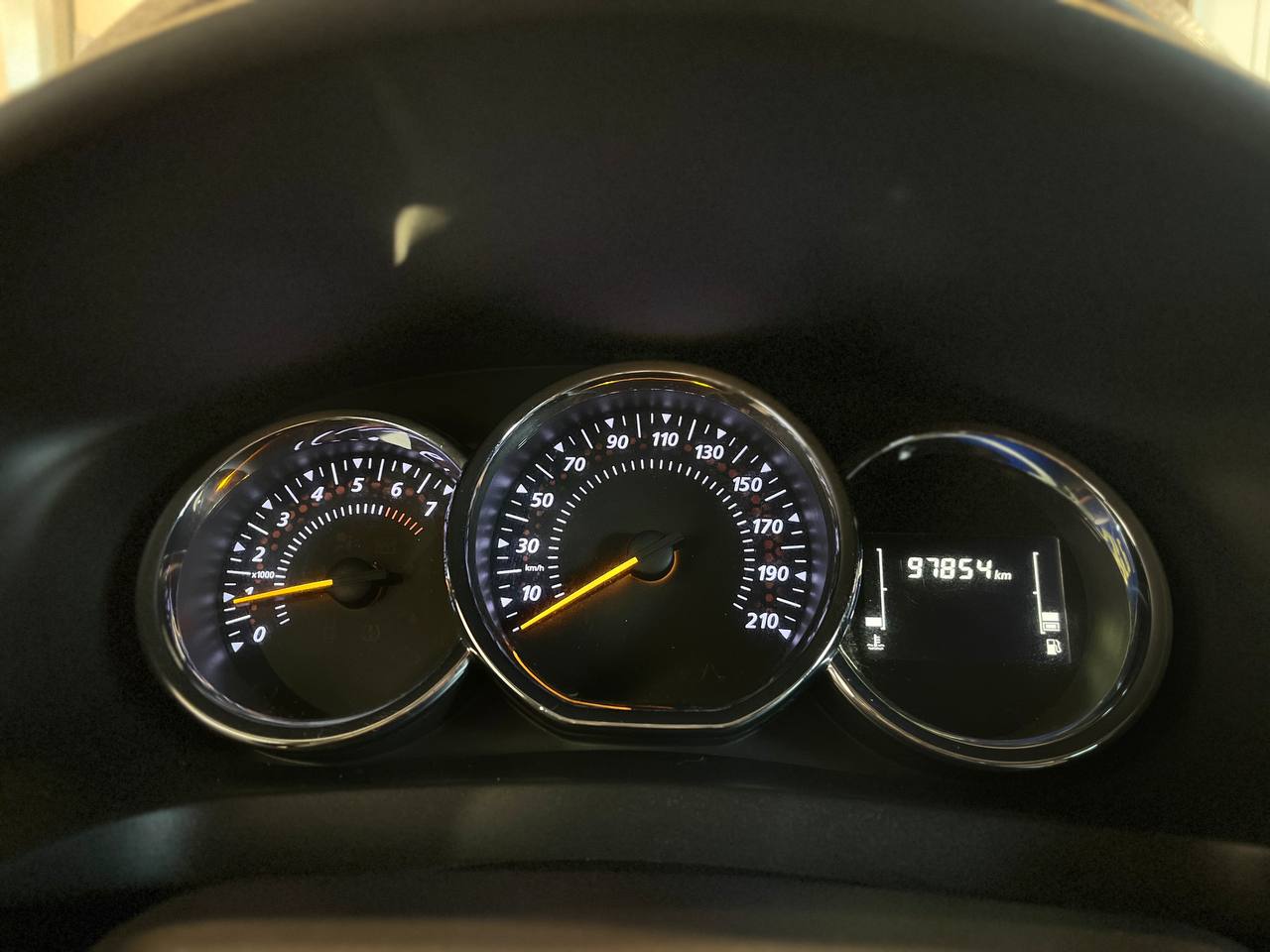 RENAULT LOGAN