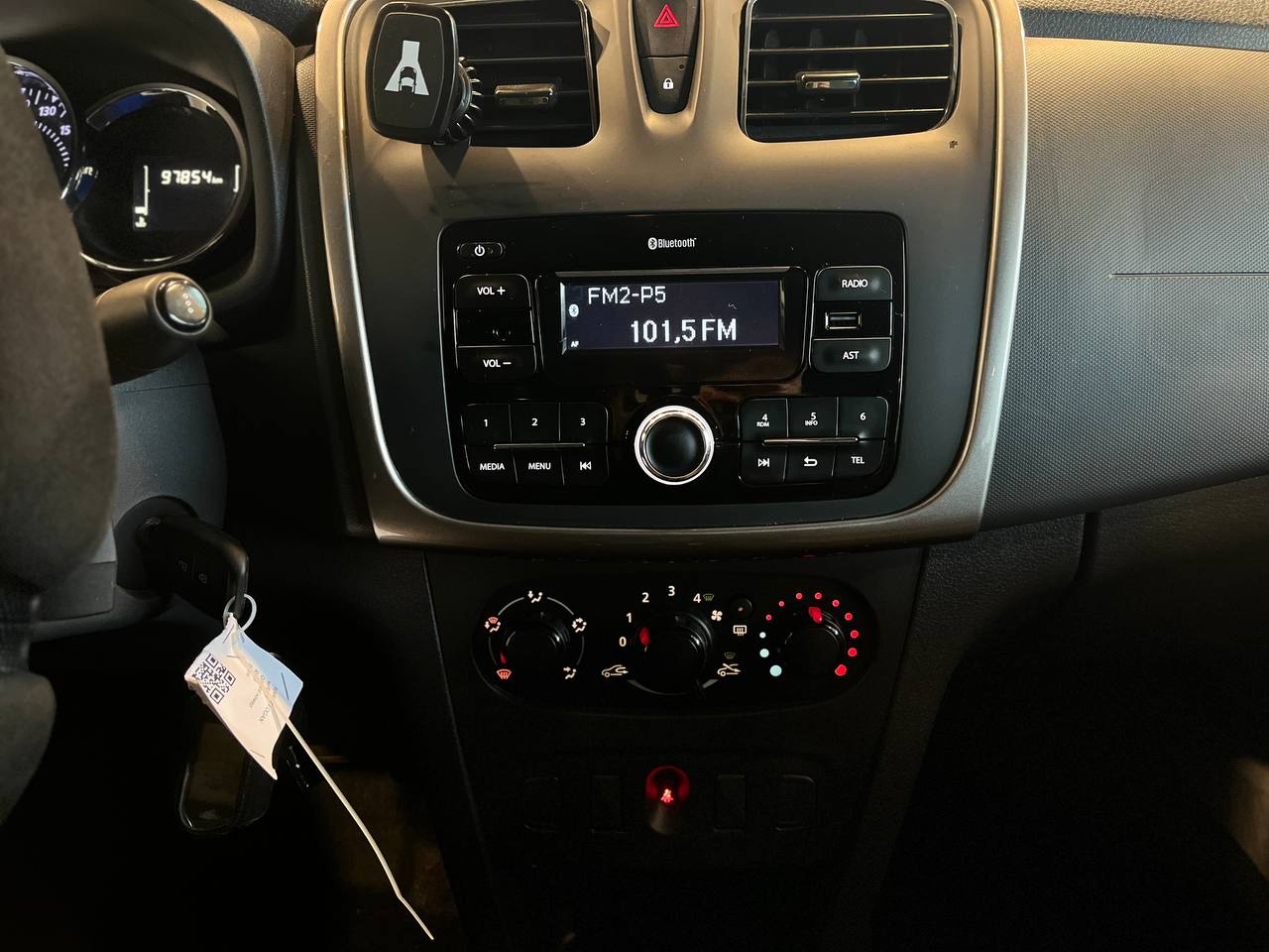 RENAULT LOGAN