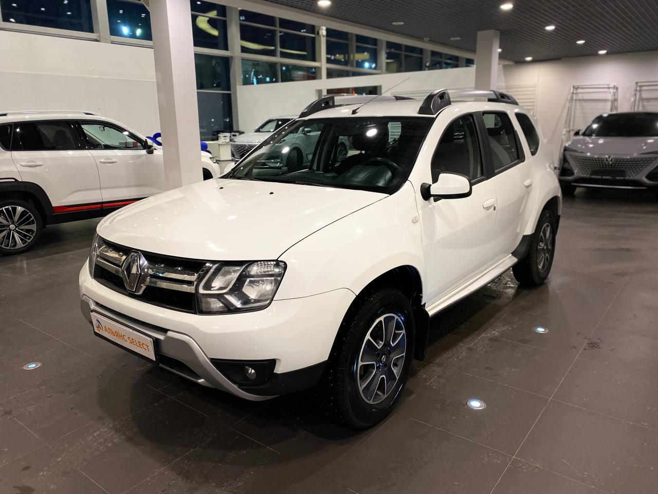 RENAULT DUSTER