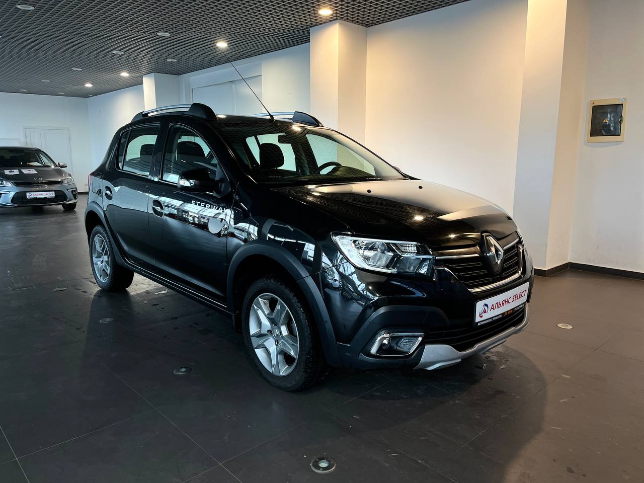 RENAULT SANDERO