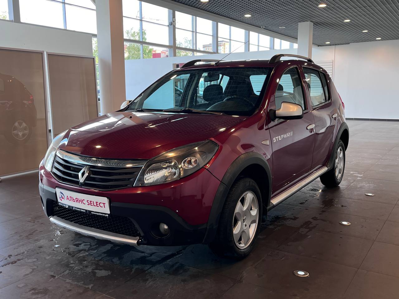 RENAULT SANDERO