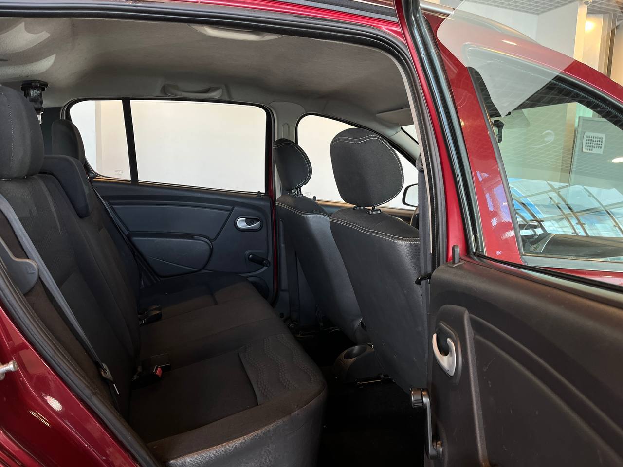 RENAULT SANDERO