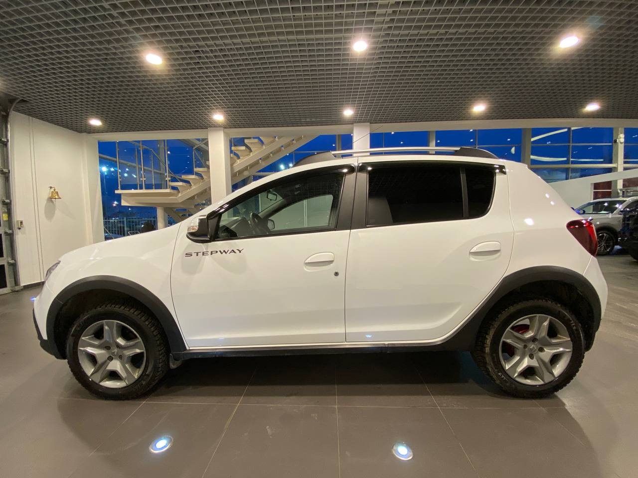 RENAULT SANDERO STEPWAY