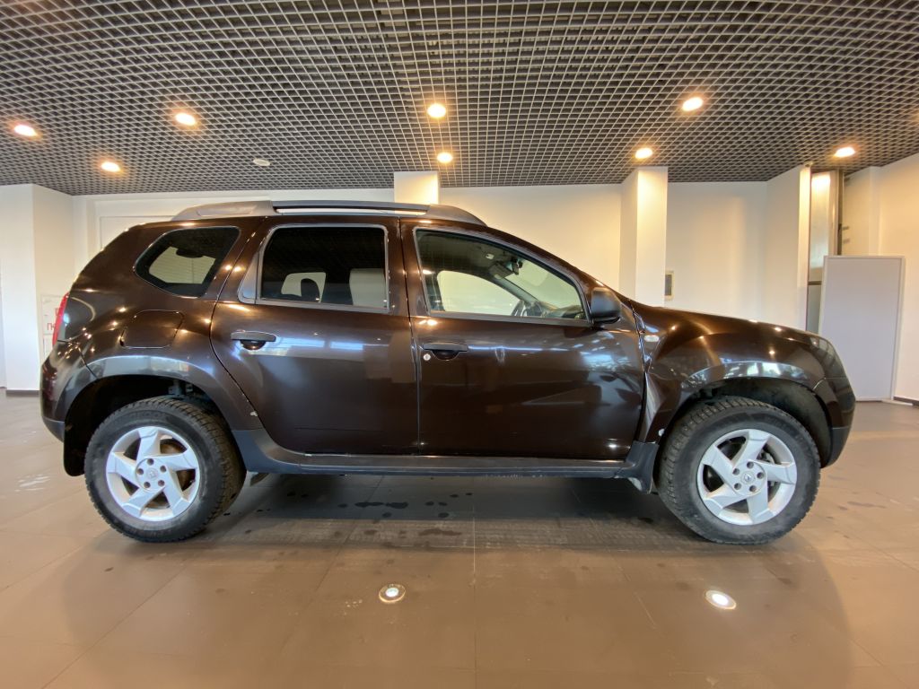 RENAULT DUSTER