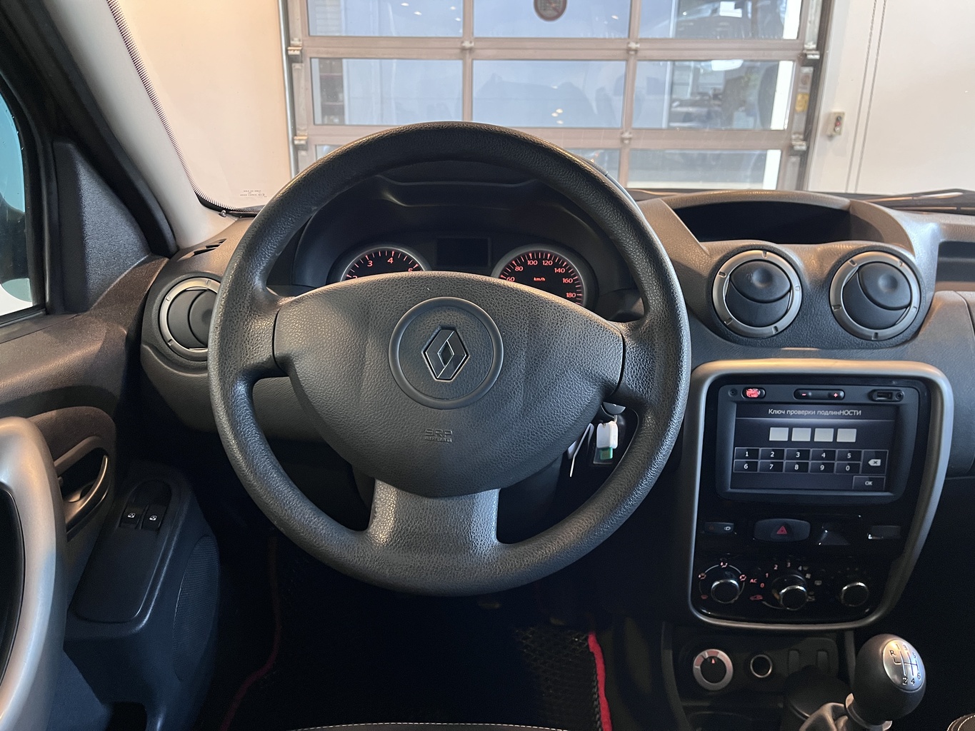 RENAULT DUSTER