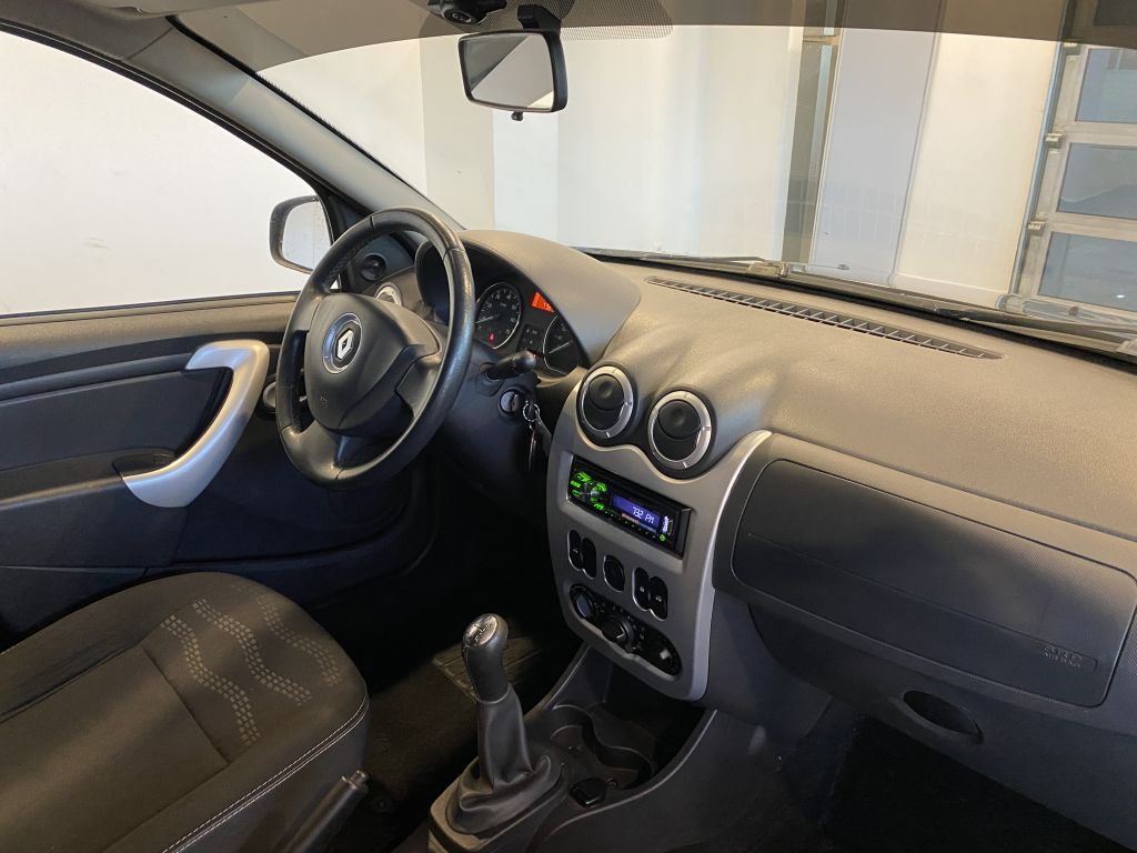 RENAULT SANDERO STEPWAY