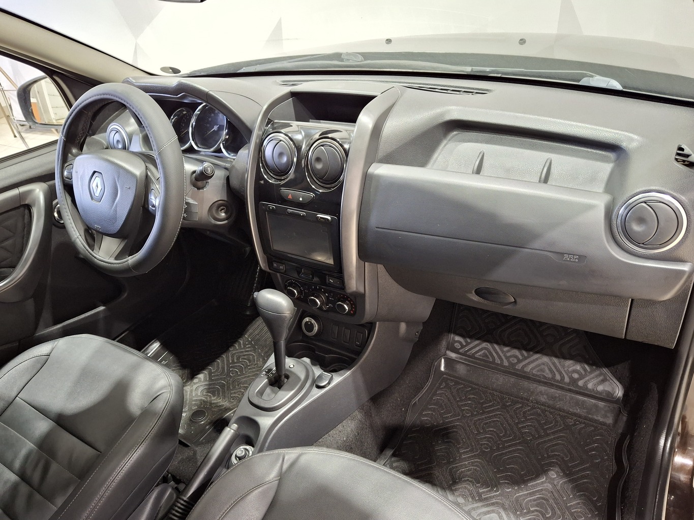 RENAULT DUSTER