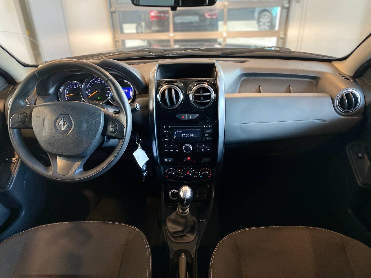 RENAULT DUSTER