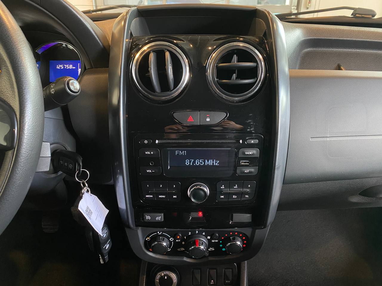 RENAULT DUSTER