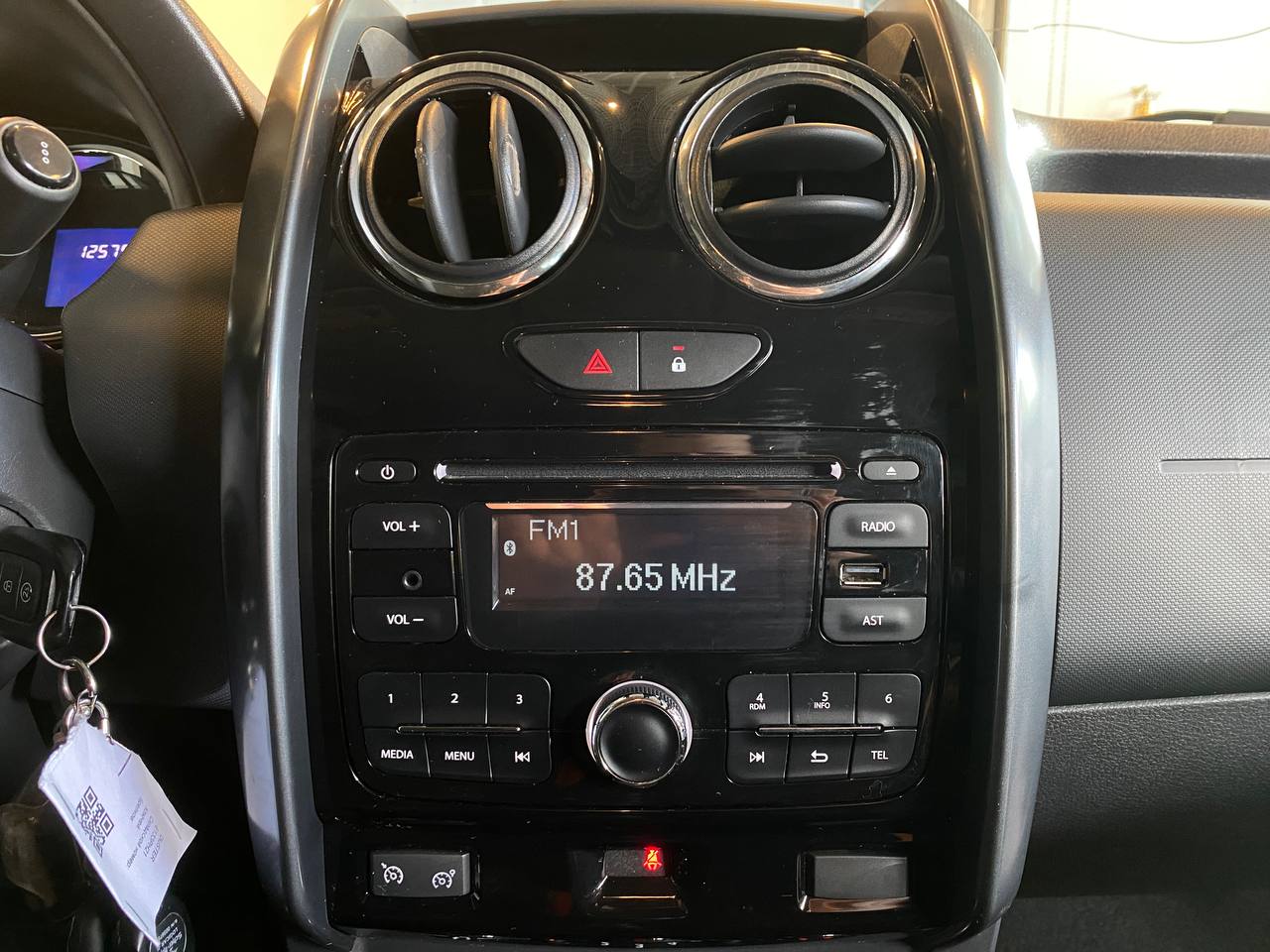 RENAULT DUSTER