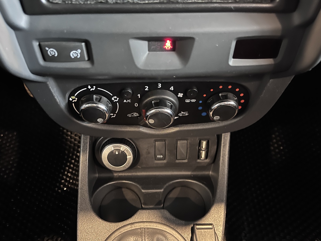 RENAULT DUSTER